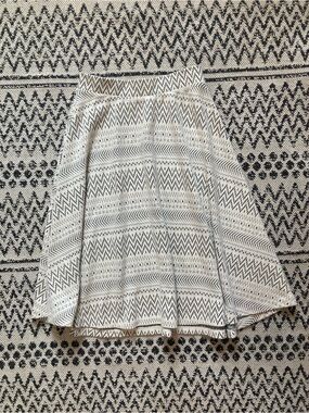 Cato Cream and Black Patterned Circle Skirt
